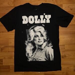 Dolly Parton Classic Portrait Graphic T-Shirt Small